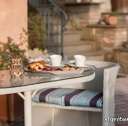 Agriturismo San Lorenzo *