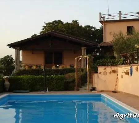 Agriturismo San Lorenzo Çiftlik konaklama *