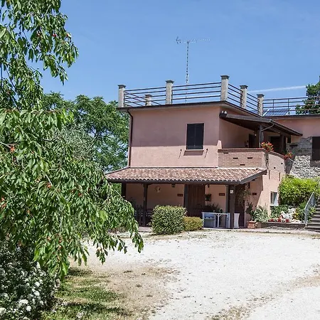 Agriturismo San Lorenzo * Casa Castalda