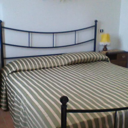 Agriturismo San Lorenzo Çiftlik konaklama Casa Castalda