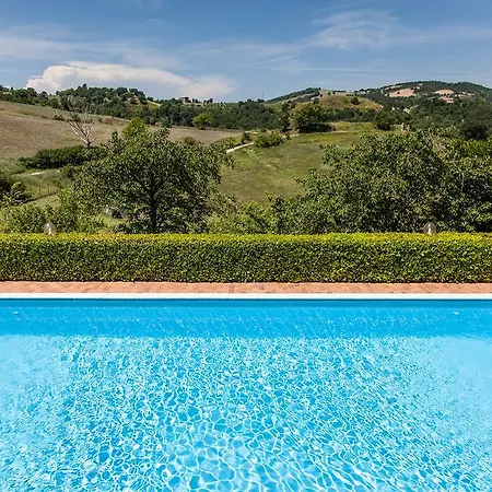 Agriturismo San Lorenzo *