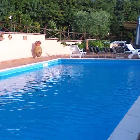 مزرعة للإقامة Agriturismo San Lorenzo *