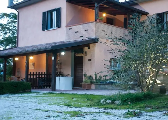 Agriturismo San Lorenzo Séjour à la ferme Casa Castalda