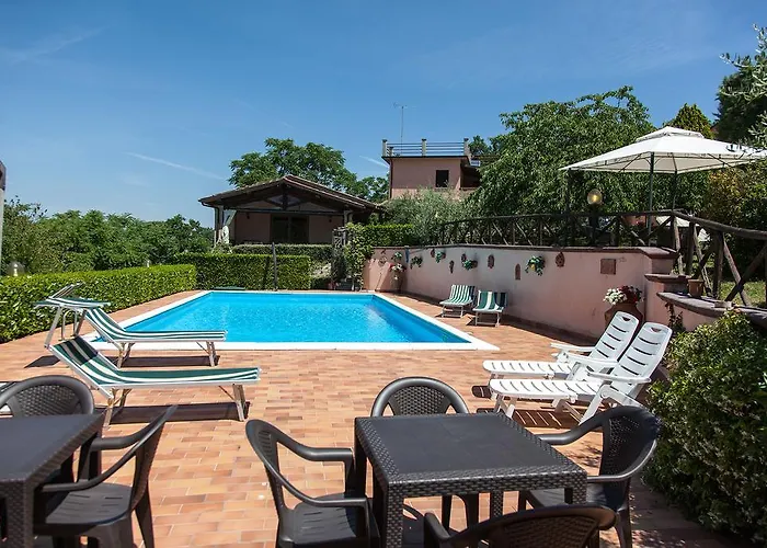 Agriturismo San Lorenzo *